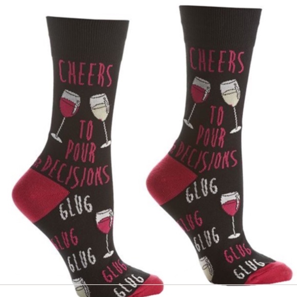 NEW 4 pairs of funny graphic socks - Picture 3 of 8